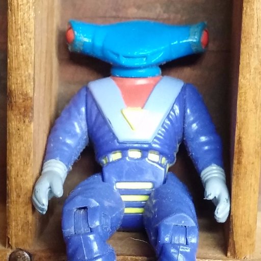 Showcasing the best trash and trinkets from the past and other random treasures. Also check out #ElectricBrainStem @GreenBrainSyrup