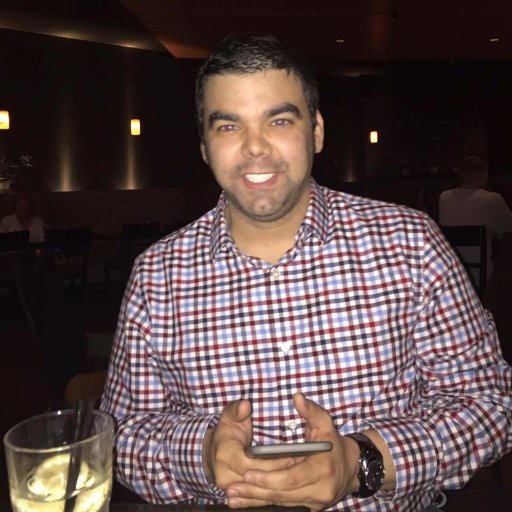 rlanzas's profile picture. Software Engineer