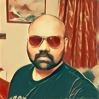 i am big time UFC , MIXED MARTIAL ARTS fan sent , addicted to working out , love traveling nd exploring different cities nd culture ,music , movies
