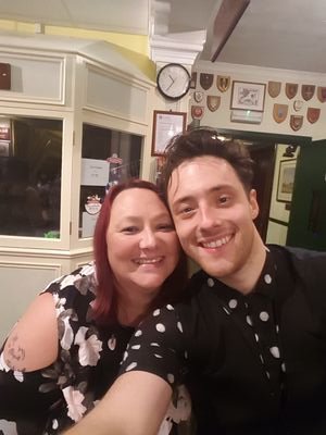 beckylatham7's profile picture. 