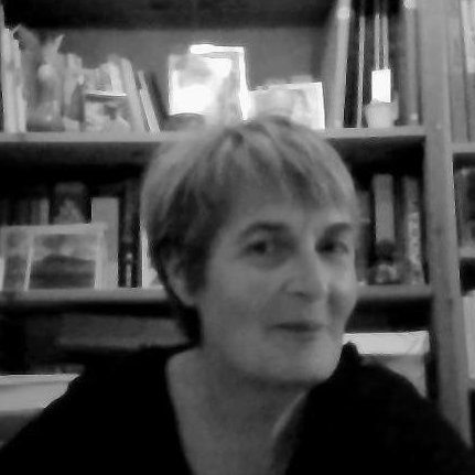 Bénévole action sociale @CroixRouge, @CRFAixenPce, #précarité, #Illetrisme, #FLE, #francophonie, #écolenumérique, #DIH