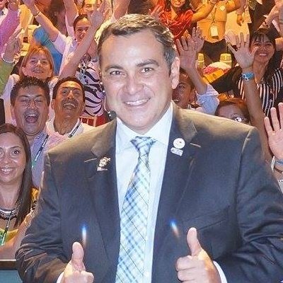 Empresario. Equipo de Presidentes ejecutivos máximo 4 diamantes 20K de Herbalife.