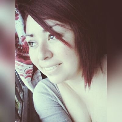 roxychelita's profile picture. Love music ❤ 🎵🎶🎧 love my chelito 😚😍❤ ... smile 😊👑