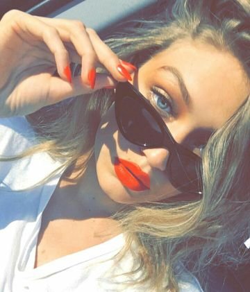 hadidgig1's profile picture. 