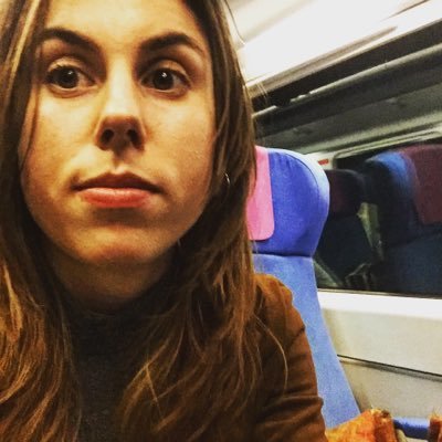 Abogada especializada en derecho laboral y mercantil. Actualmente en búsqueda activa de emplea. Persona activa y con ganas de seguir aprendiendo.
