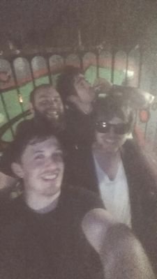 Alt-rock ensemble THE SMOKING GIANTS, are currently busy making PLANS for 2018 the focus is on the release of their DEBUT EP release date to be confirmed