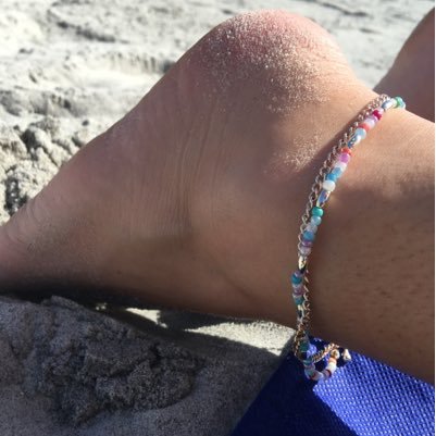 Married LS couple, looking for other close couples to play with... NSFW 18+ only! Will sell panties⦠if interested send a dm