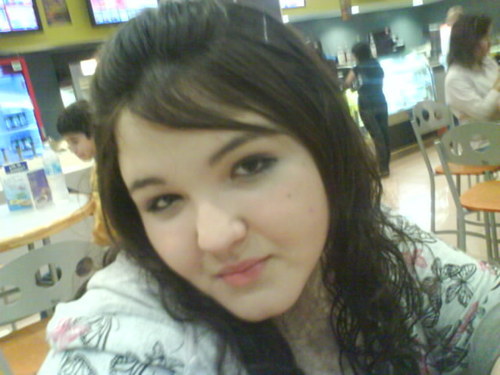 weraalovee's profile picture. Holaa soi anndreaa tengoo 15 añoss mee gustaa bobb esponjaa .... sbrs bae