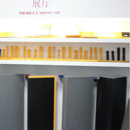 A-FLY supply A Level quality escalator &elevator parts, such as step roller, step, step chain, comb, escalator handrail, Come AFLY, Get all your right parts.