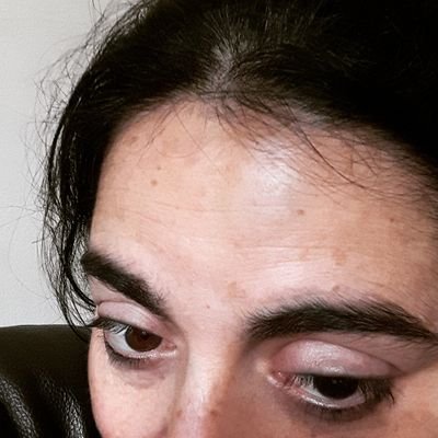 ciudadana_rural's profile picture. amo mi cama y a los Buenos Muchachos. 
la felicidad es volver a casa con mis gatas, ir al cine, las reuniones con amig@s y comer cosas riquísimas.