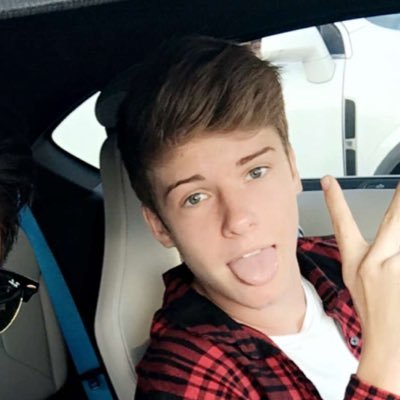 DANNY EDGE & HUNTER ROWLAND FOLLOW ME❤️ MAGCON 2/27❤️ | my other fan acc is @bllakegraay