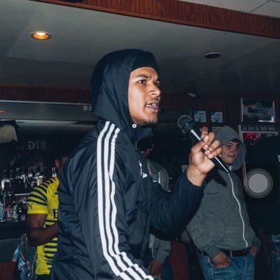 -Philly born and raised 💯 upcoming artist 🎧 #2100gang #oga R.i.p HOMI 💪💯 Proud jamaican 🇯🇲🇯🇲🇯FREE THE GUYZ