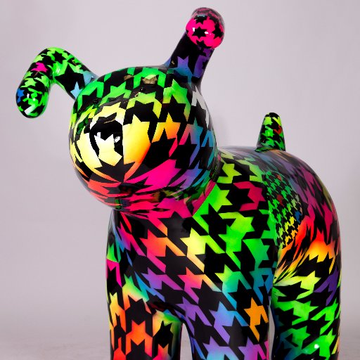 I’m Houndstooth, the @fenwicknew snow dog! I’ll be on Northumberland St soon as part of @great_snowdogs trail to help @stoswaldsuk. Design by @damo_paintings