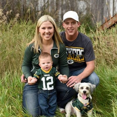 DillonHuntingt2's profile picture. 