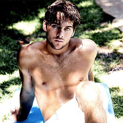 dylanrpgw's profile picture. J'ai juste besoin de pizza et de câlins pour être heureux.