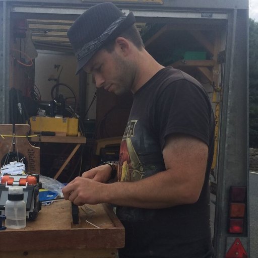 KodApa85's profile picture. I'm hardware hacker and computer enthusiast from the Lake District.  Feel free to add me on Steam CppMonkey and kodapa85