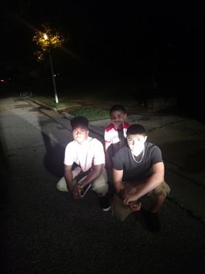 deJar_ofjelly's profile picture. Yo I'll milly rock on any block then I'll take you hipster Peruvian art-deco restaurant