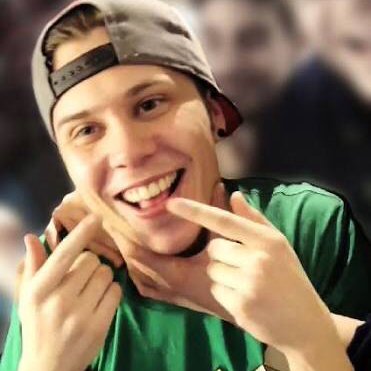 Tu sonrisa provoca la mía @rubiu5 😁😁😁 también apoyo a ust 🙊