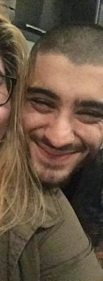 *ೃ la felicidad comienza con z y termina con k igual que zayn malik*ೃ
