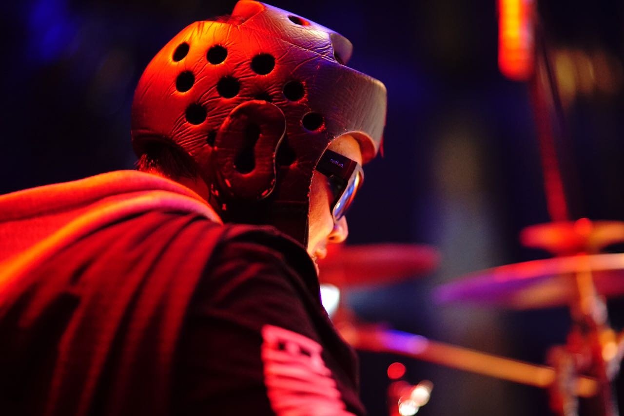 endank soekamti additional drumer
Fb: supersasYK
(official account line ada di web twitter)