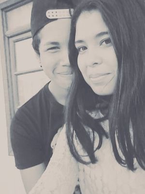 loverap08's profile picture. edad : 17 ✌🍃
comprometido 👉👈💍
Barbara, Ignacio, franco 👦💏💑💜
mis amores 👆👆 mi familia 👆💑💏💜👦😍😘😊