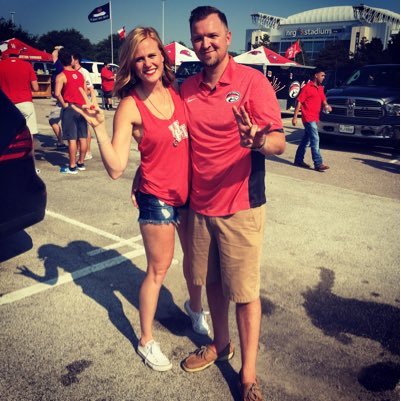 cougars, texans, astros, rockets. married to the biggest sports fan I know, @briangupton11.
my platform to talk/see all things HOU sports and things my kid says