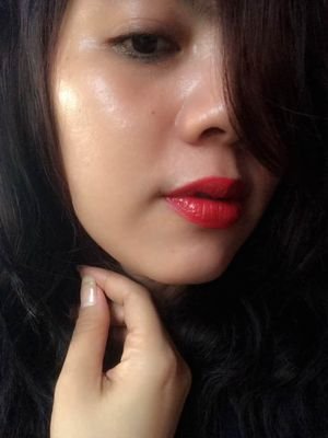 FebrianaUlfa6's profile picture. jadi lah diri sendiri...gak usah sirik dengan orang lain..😉