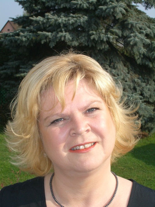 athenesky's profile picture. 