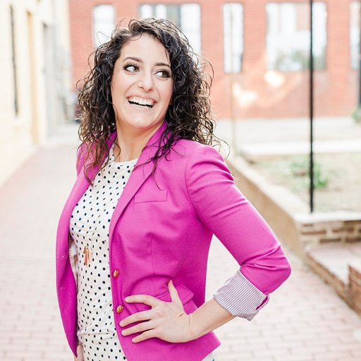 LindseyBarbara8's profile picture. Brand Stylist | Business Mentor passionate about building your brand & business with love & personality - to pursue your dreams and live joie de vivre.