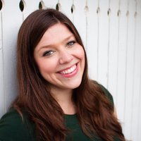 Tina VanSteenbergen (@tinaraevan) 's Twitter Profile