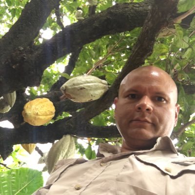 Connect smallholder cacao farmers to the world’s best chocolatiers... Behind every Cacao bean there is a Tale to tell to the world... we are the producers