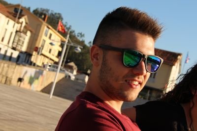 aloz1998's profile picture. Reviewer📱, Blogger 💻, Youtuber 📹 y mucho más. Cofundador de @EnClaveGeek