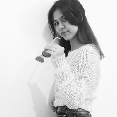 ✨B a i l a r✨ 
15. ♐.