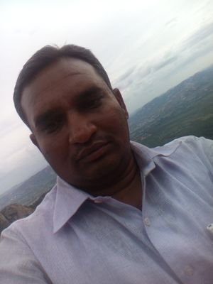 kareti_s's profile picture. 