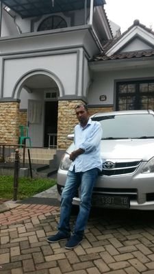 JNGBMWSRntoDFFH's profile picture. ‏الترفيه الأخبار الفكاهة نمط الحياة الصحة والرشاقة