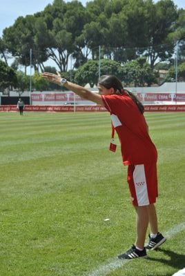 🌈  👩‍🏫
#feminismo♀️
Tutora de Primaria.
Maestra Educación Física🤸‍♂️
Entrenadora Nacional⚽ 
'Somos lo que la educación hace de nosotros'