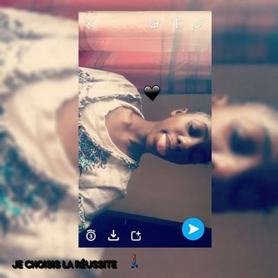 __Kyky__237's profile picture. Easy .  😉🚶💐 . Snap : Carli_beauty , Instagram : __la.jeune 💍♨