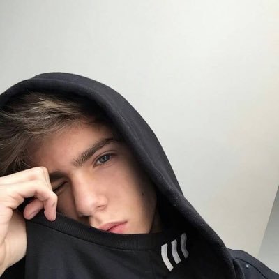 Idcwhathappen's profile picture. 