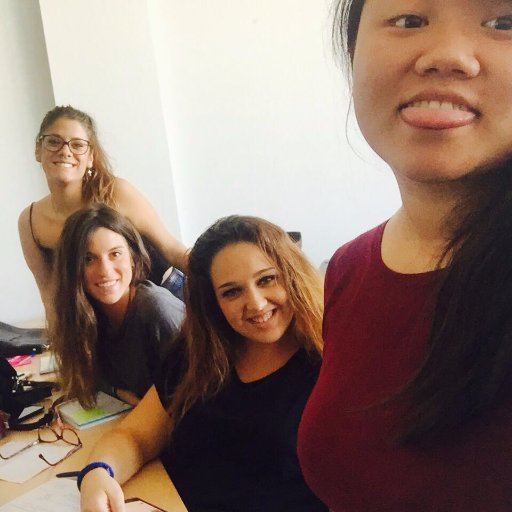 Pinacolada16P's profile picture. Grupo de 4 estudiantes de Pedagogía de la US. Con ganas de aprender y revolucionar la educación a través de las TICS.