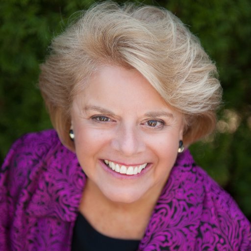 Dianne Durkin’s proven expertise lies in helping companies quickly get to core issues they need to focus to build employee, customer and brand loyalty.