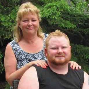 ToniLHart's profile picture. 