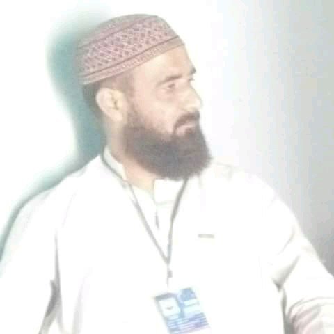 huzifakareem's profile picture. journAlist