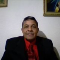 Abogado.Comisario.Jefe del C.I.C.P.C y Cantautor Revolucionario