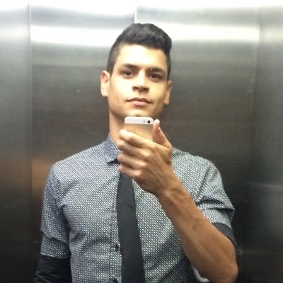 Analista de Sistemas, e Pós-Graduando em Business Intelligence, no twitter gosto de comentar sobre futebol, atualidades e sobre Juiz de Fora