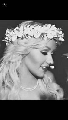 Pagina dedicada a Artista e cantora Christina Aguilera Obs Aceitamos B-Armys tbm