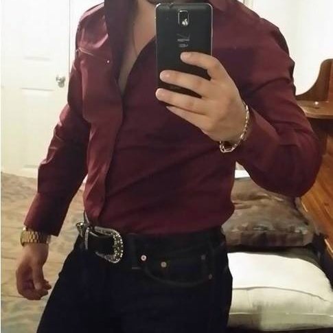 Alegre,romantico,poeta y loco en el amor,,,,,,,,
mi palabra es mi firma 20/5