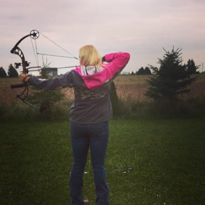 Couragexo's profile picture. ☆ ★ look pretty play dirty ★ ☆