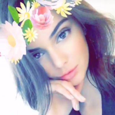 TE DEI FOLLOW GRÁTIS, RETRIBUE DANDO FOLLOW NA @baldwri E DANDO RT NO FIXADO DELA