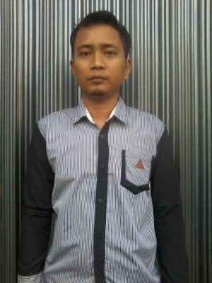 baimkurniawan7's profile picture. pak tani bajak sawah