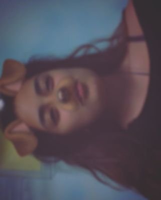 reneera1117's profile picture. #LoyaltyGvng                                                                      

Ktx                                                                  

11/17